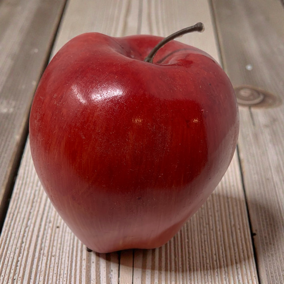 Vintage Lot 20 x Red Apples Faux Fruit Realistic Farmhouse Cottage Decor Display - Picture 3 of 5